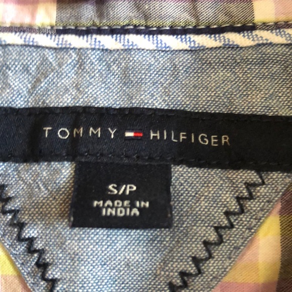 Nice Plaid button down shirt - Picture 2 of 5